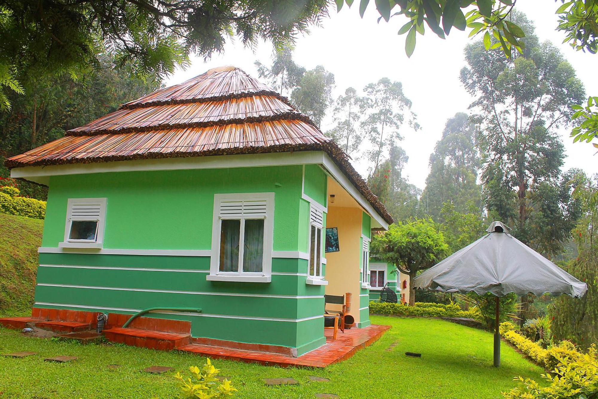 Bunyonyi Safaris Resort キバレ エクステリア 写真